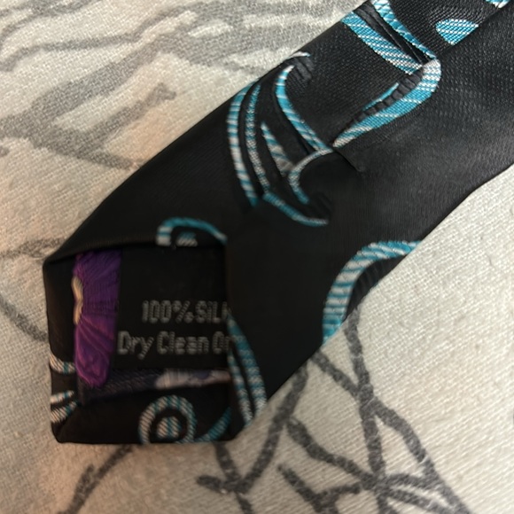 Men’s Montebello Silk Tie - Picture 5 of 5